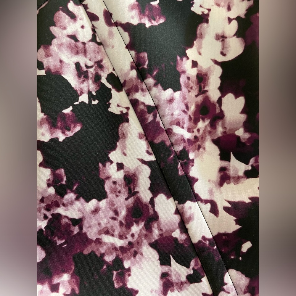 Jennifer Lopez Magenta Purple Abstract Fit & Flare Scuba Dress Size 4 - Picture 7 of 11